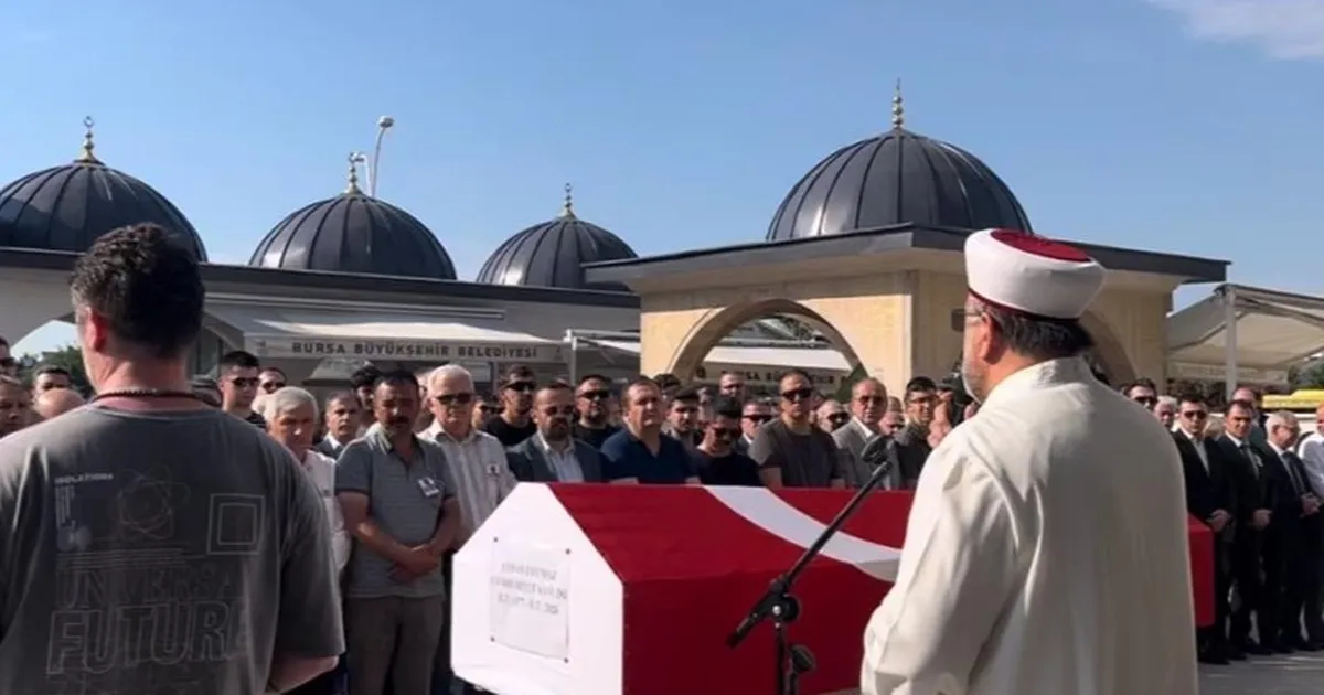 Cumhuriyet Savcısı Ayhan Uyumaz Bursa'da Son Yolculuğuna Uğurlandı