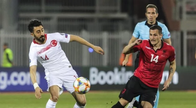 2020 UEFA Avrupa Futbol Şampiyonası: Arnavutluk: 0 - Türkiye: 1 (İlk yarı)