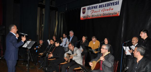 Silifkeliler bir de fasıl grubundan dinledi