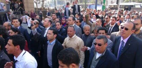 Mısır'da avukatlar ölen arkadaşları için "işkenceye hayır" gösterisi düzenledi