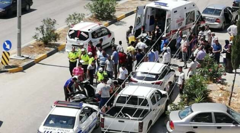 Motosikletler kafa kafaya çarpıştı: 2 yaralı