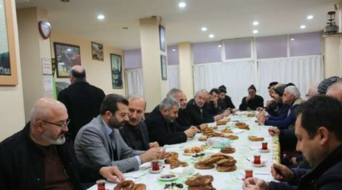 Gürsu Belediye Başkanı Mustafa Işık esnafla buluşuyor