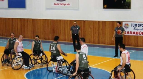 Tekerlekli Sandalye Basketbol Süper Ligi: K. Karabükspor: 75 - Elig Av.Engelli Yıldızlar: 68