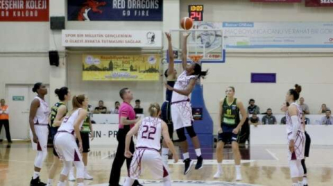 Bilyoner.com Kadınlar Basketbol Süper Ligi: Yakın Doğu Üniversitesi: 68 - Fenerbahçe: 61