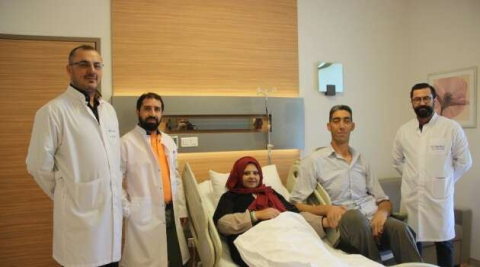 Dünyanın en uzun adamının eşi ameliyat oldu