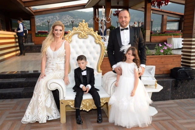 Çınar erkekliğe ilk adımı attı