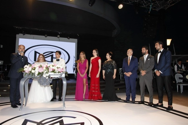 Yalçın ile Akan ailelerinin mutlu günü