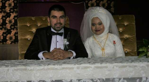 Endonezyalı geline Türk usulü düğün