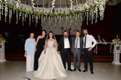 Murat ve Nejla Hüsna mini bando eşliğinde evlendi