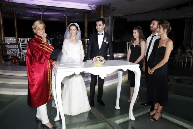 Merve ile Mustafa’nın mutlu günü