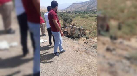 Askeri araç devrildi: 2 şehit, 7 yaralı