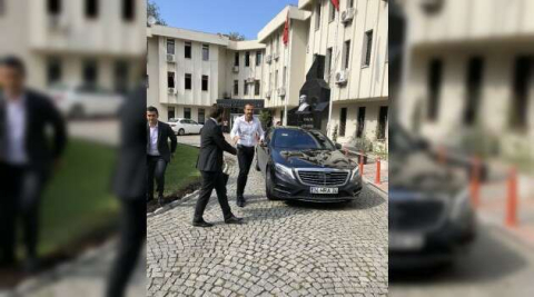 Ünlü şarkıcı Demet Akalın ve Okan Kurt boşandı