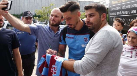 Burak Yılmaz, Trabzonspor’un Alanya kafilesinde yer almadı