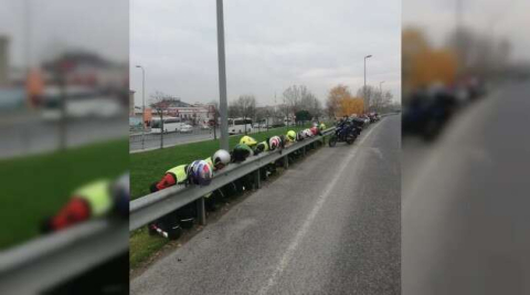 (Özel) E-5 Karayolu’nda motosikletlilerden “katil bariyer istemiyoruz” eylemi