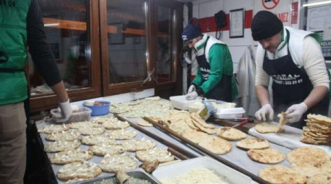 (Özel) Anadolu’nun pizzası olarak bilinen "yağ somunu"na yoğun ilgi