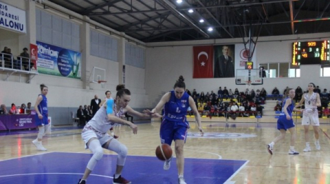 Türkiye Kadınlar Basketbol 1. Ligi: Elazığ İl Özel İdare: 87 - A Koleji: 60