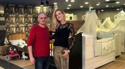 Ünlü oyuncu Wilma Elles, çocuklarına çocuk odası takımı aldı