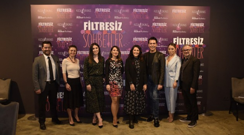 Sanatçılar ve cemiyet dünyası bir araya geldi