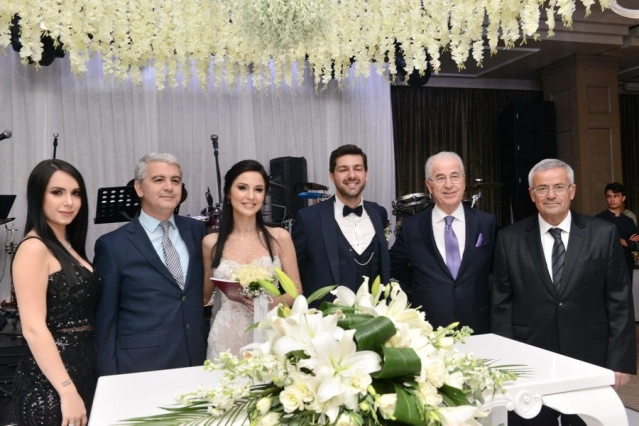 Gözde ile Oktay mutluluklar sizin olsun