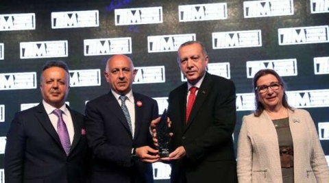 Kibar Dış Ticaret’e TİM’den iki ödül