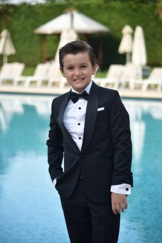 Berat Çavdarlı’nın renkli sünnet cemiyeti