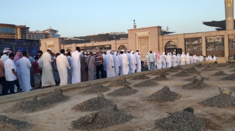 Cennet’ül Baki’ye ziyaretçi akını