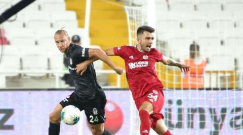 Beşiktaş Sivas'ta kayıp: 3-0