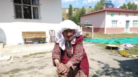 105 yaşında bastonuyla halay çeken Sabayi nine konuştu