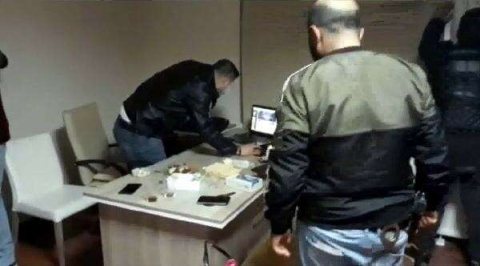 Esenyurt'ta  'escort sitesi operasyonu'; 10 gözaltı