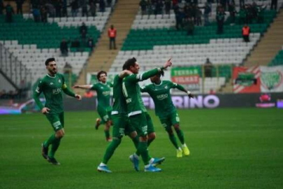 Bursaspor'da galibiyet sevinci yaşanıyor
