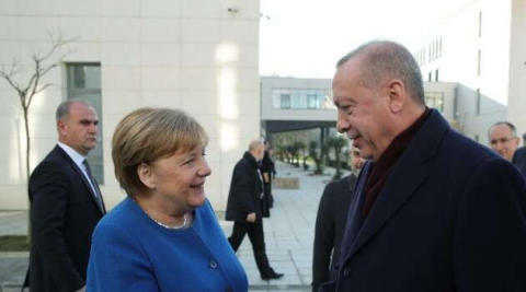 Almanya Başbakanı Angela Merkel: "Türkiye milyonlarca Suriyeli mülteciye sığınma imkanı sağlıyor. Teşekkür ve takdir ediyoruz"