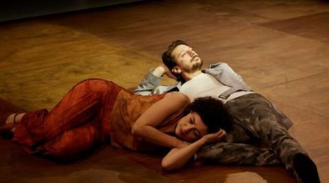 İklim değişikliğine dikkat çeken “Akciğer” oyunu İKÜ’de