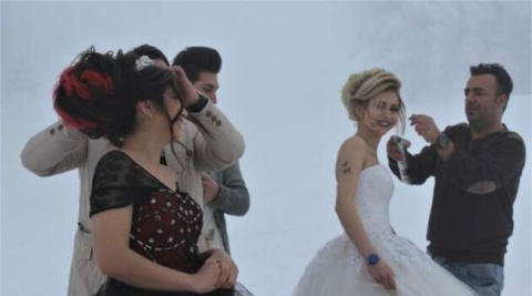 Uludağ’da herkes kaydı, onlar gelin saçı yaptı