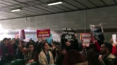 Öğrencilerden İBB’nin ulaşım zammına protesto
