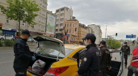 Beyoğlu’nda polis uygulamasında ilginç olay