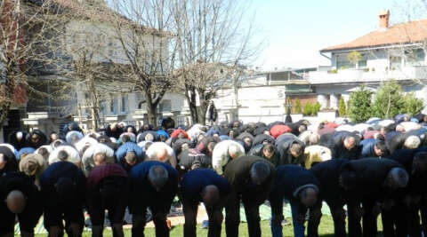 Kosova’da Covid-19 tedbirleri kapsamında bayram namazı kılınmayacak