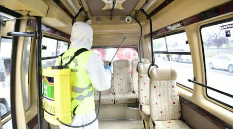 Şirinevler’de minibüsler dezenfekte edildi