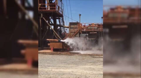 Jeotermal tesiste fışkıran kaynar sudan iki işçi yaralandı