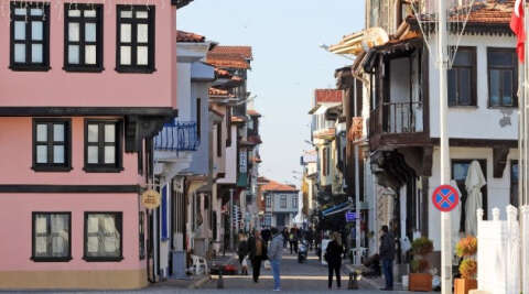 Mudanya Belediyesi’nden Girit Mahallesi esnafına müjde