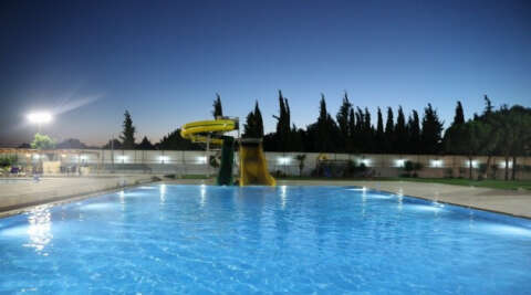 Akhisar Belediyesi Olimpik Yüzme Havuzu ve Spor Kompleksi açıldı
