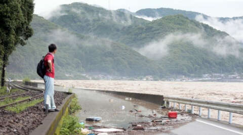 Japonya’yı şiddetli yağış vurdu: 13 kişi kayıp
