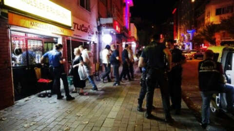 Bursa'da restoranda silahlı kavga...