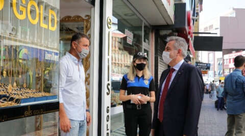 Vali Süleyman Elban’dan vatandaşlara maske ve mesafe uyarısı