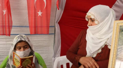 Evlat nöbetindeki Zümrüt Salim, HDP il binasında hafız oğlunun yolunu gözlüyor