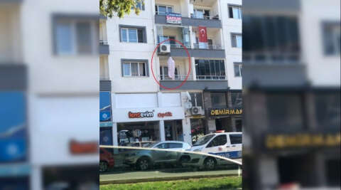 Bursa'da evinin balkonunda asılı halde ölü bulundu