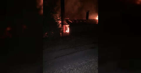 Simav’da korkutan fabrika yangını
