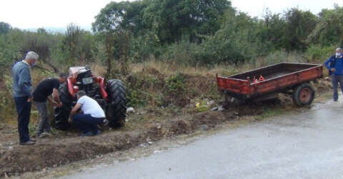 Bursa’da traktör devrildi: 1’i ağır 3 yaralı