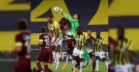 Süper Lig: Fenerbahçe: 0 - A. Hatayspor: 0 (İlk yarı)