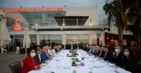 Galatasaray Yönetim Kurulu Kalamış’ta bir araya geldi