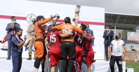 Ampute Futbol Türkiye Kupası şampiyonu Etimesgut Belediyesi oldu